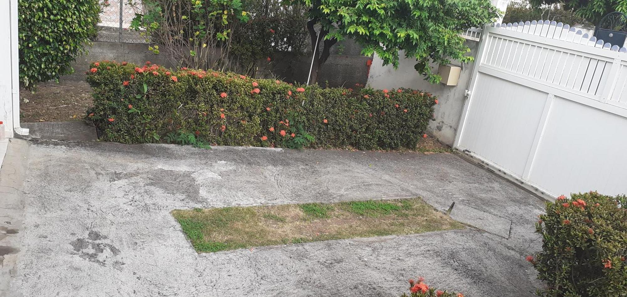 Le P'Tit Nid Cocodydy Apartment Baillif Exterior photo
